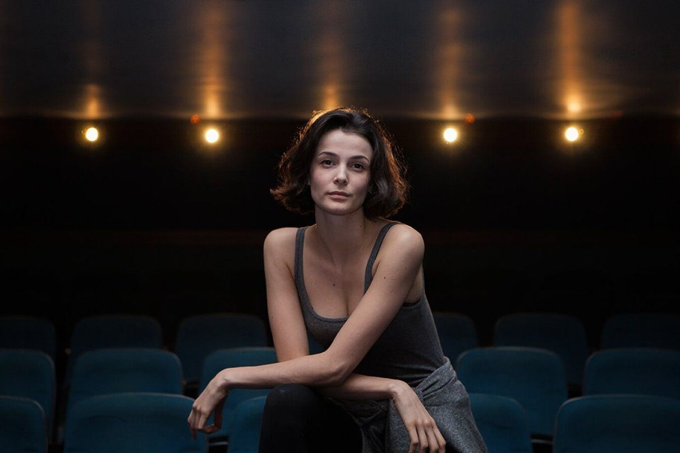 BÜŞRA DEVELİ CİHANGİR'DEN TAŞINDI