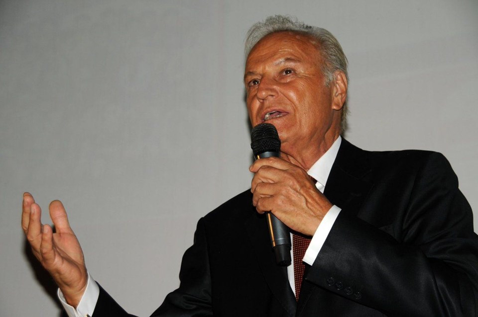 "BUGÜN 4-5 GÜNDE ÇEKİLEN BİR DİZİYİ BİZ 25 GÜNDE TAMAMLIYORDUK"