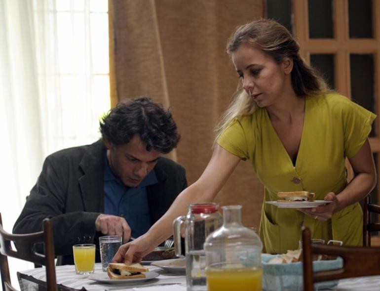 VİLDAN ATASEVER BEYAZPERDEYE DÖNÜYOR