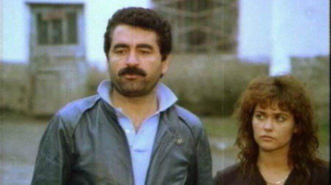 HÜLYA AVŞAR: TARİH TEKERRÜRDEN İBARETTİR