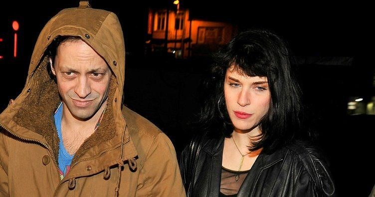 KIVILCIM URAL DÖRT AYLIK HAMİLE