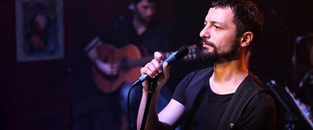 MEHMET ERDEM KONSERİNE 'DUMAN' ENGELİ