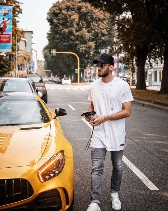 HAKAN ÇALHANOĞLU'NUN YENİ OYUNCAĞI