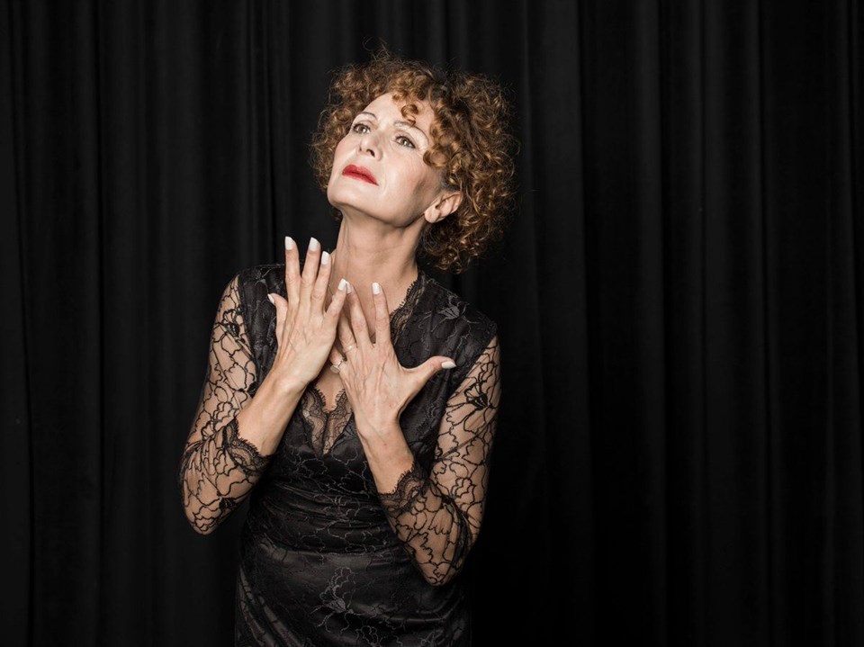 HATİCE ASLAN: ŞU SIRALAR HER ŞEY BENİM İÇİN EDITH PIAF