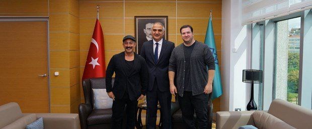 KÜLTÜR BAKANI ERSOY SİNEMACILARLA BULUŞTU