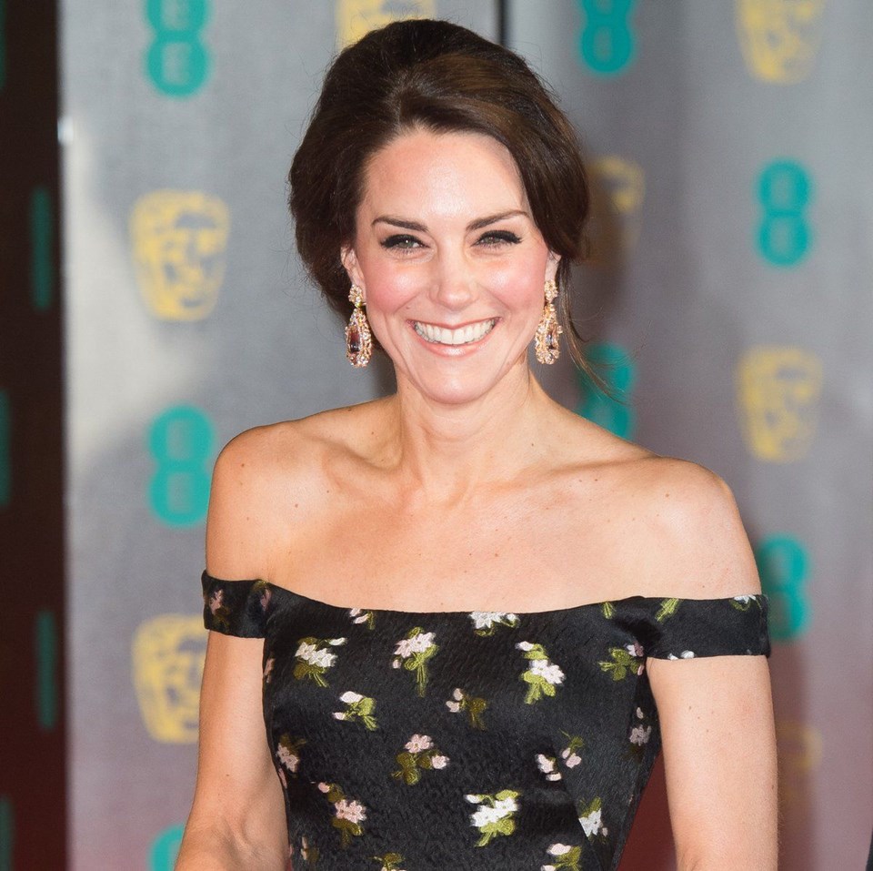 PRENSESİN ÜSTSÜZ FOTOĞRAFLARINA BÜYÜK CEZA