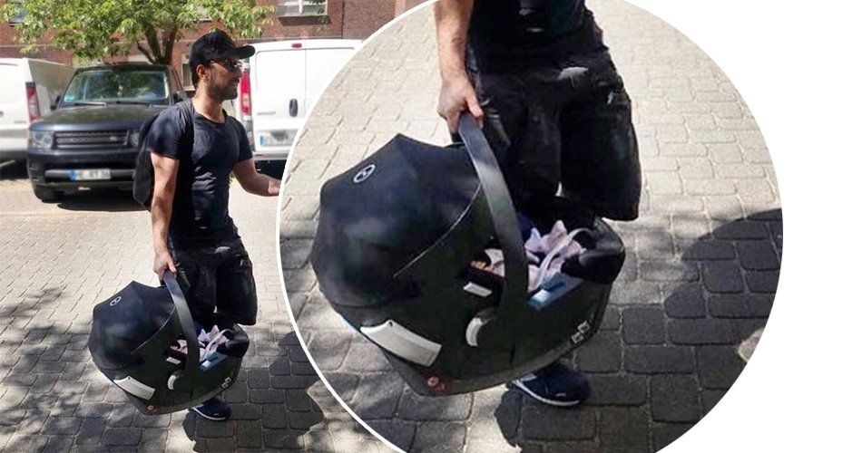 TARKAN KIZI LİYA'YLA FOTOĞRAF PAYLAŞTI