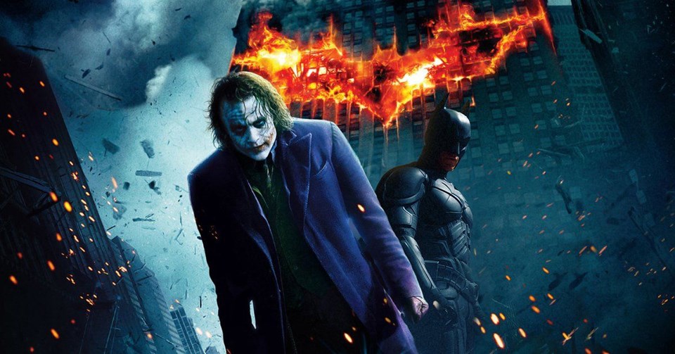 SÜPER KAHRAMANLARIN ARI VERSİYONLAR