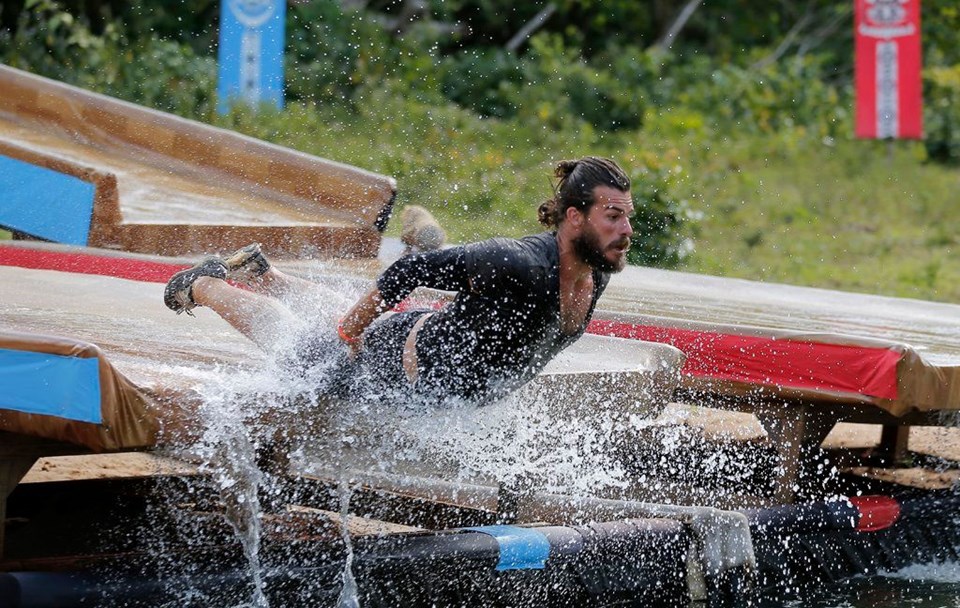 ELEME SONRASI HAKAN'IN EŞİNDEN PAYLAŞIM