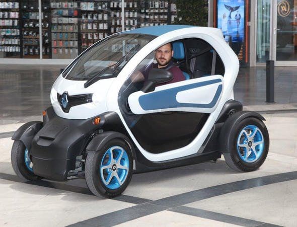 ÜMİT ERDİM'İN ELEKTRİKLİ OTOMOBİLİ