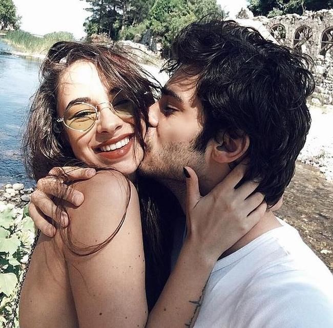 SET AŞIKLARI AYRILDI MI?