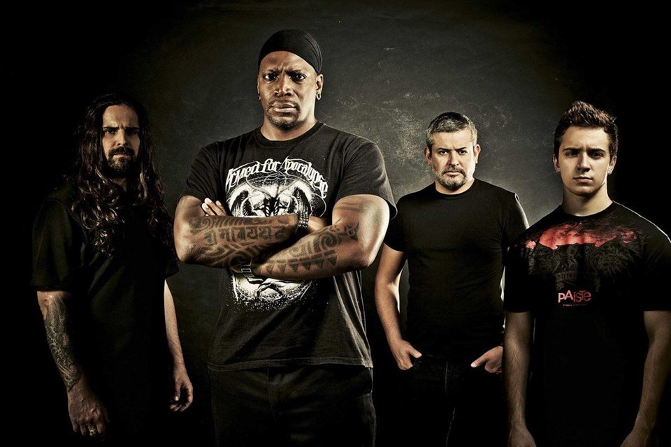 ZEYTİNLİ ROCK FESTİVALİ'NDE SEPULTURA SÜRPRİZİ