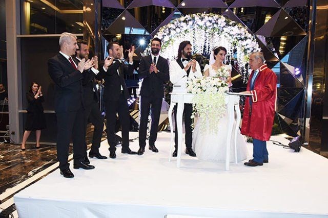 DİRİLİŞ ERTUĞRUL'UN ALİYAR'I DÜNYAEVİNE GİRDİ