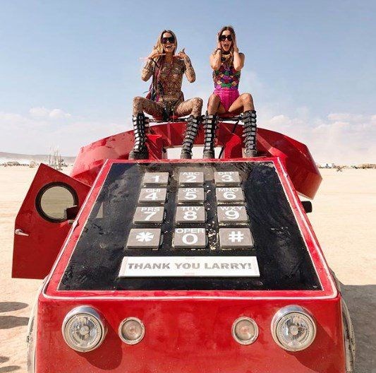 ÜNLÜ İSİMLER BURNİNG MAN FESTİVALİ’NDE