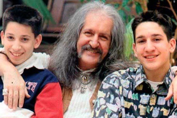 DOĞUKAN MANÇO, BABASININ ESERLERİNİ YENİDEN YORUMLAYACAK