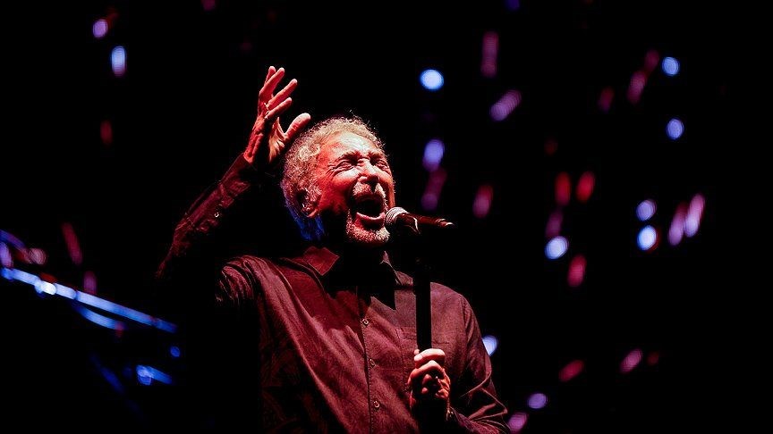 ANTALYA'DA TOM JONES RÜZGARI