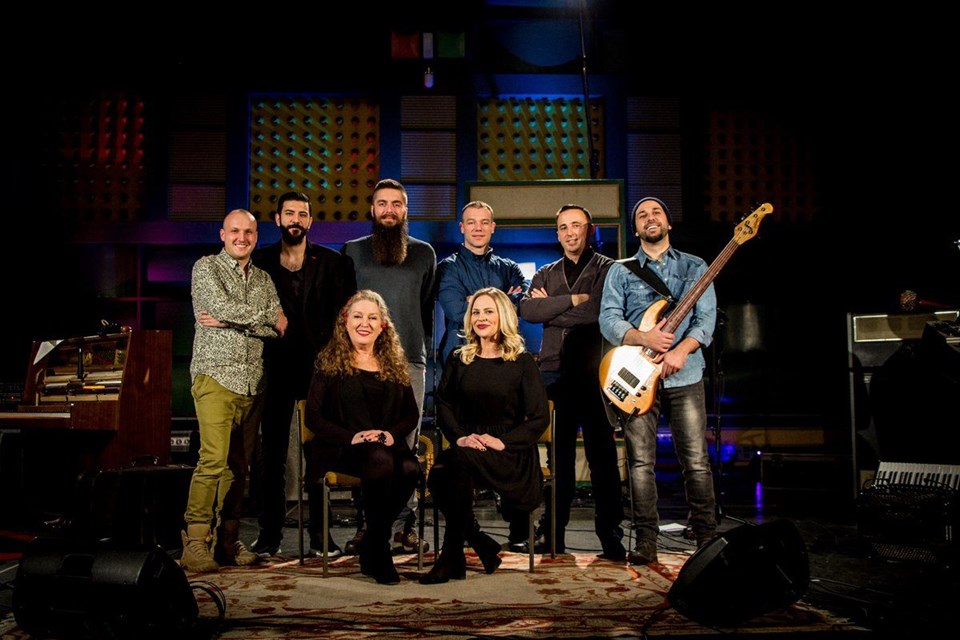 DİVANHANA VE SUZAN KARDEŞ TÜRKİYE’DE İLK KEZ BİRLİKTE SAHNE ALACAK