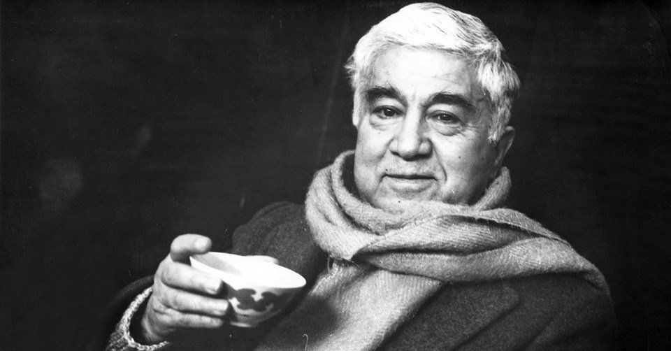 AZİZ NESİN ARAMIZDAN AYRILALI 23 YIL OLDU