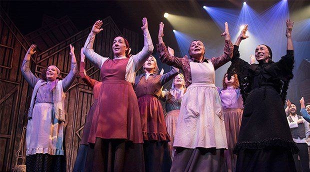 DAMDAKİ KEMANCI HARBİYE AÇIKHAVA SAHNESİ'NDE