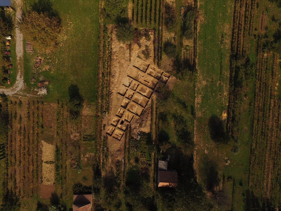 KANUNİ'NİN İZİNDE YAKINLAŞMA
