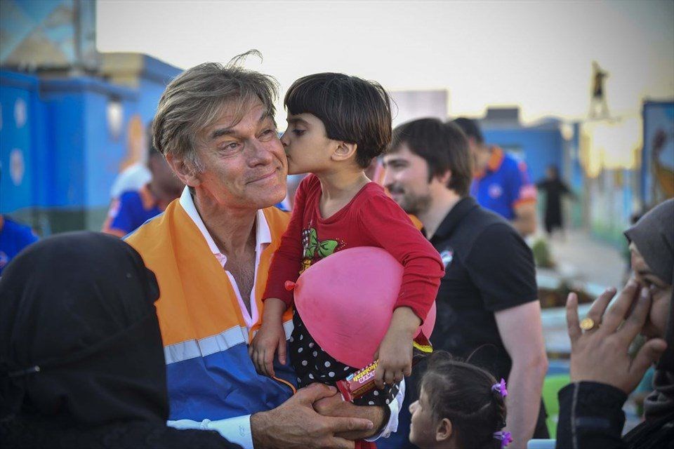 DOKTOR MEHMET ÖZ SURİYELİLERLE BULUŞTU