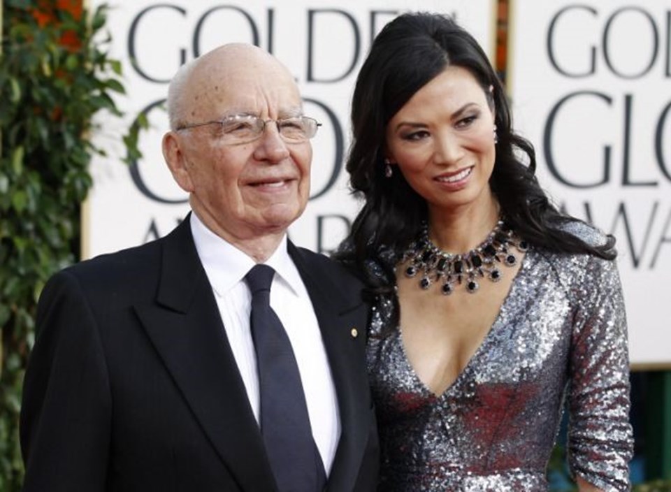 Murdoch, son eşi Wendi Deng'den 2 yıl önce boşanmıştı. Deng'in İngiltere Başbakanı Tony Blair ile olan yasak ilişkisi İngiliz basınına günlerce manşet olmuştu...