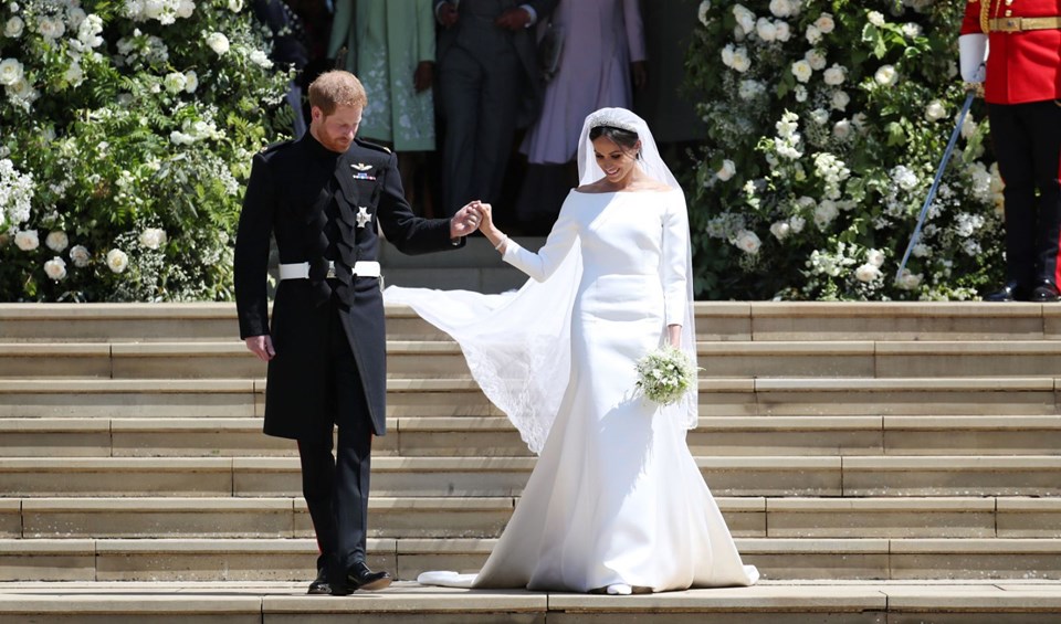 Meghan Markle, Kraliyet duğunu, gelinlik