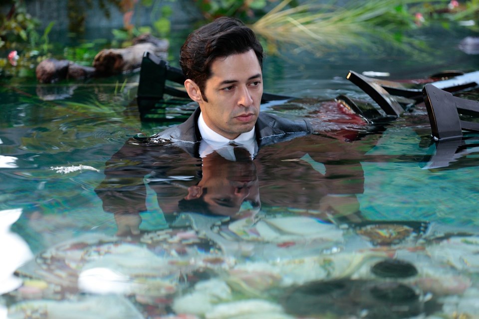 Mert Fırat, Ufak Tefek Cinayetler