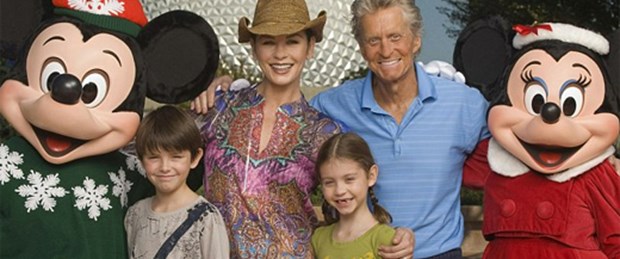 Michael Douglas kanseri yeniyor