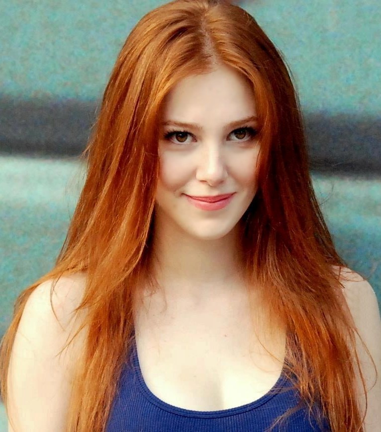 ELÇİN SANGU