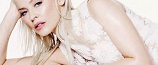 Minogue: Aynada yüzümü görünce korkuyorum
