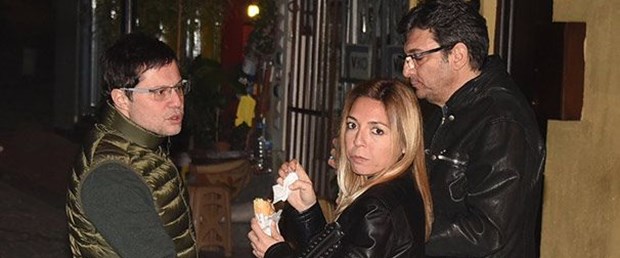 sosyetik-ciftin-kofte-ekmek-keyfi-10530620.jpg