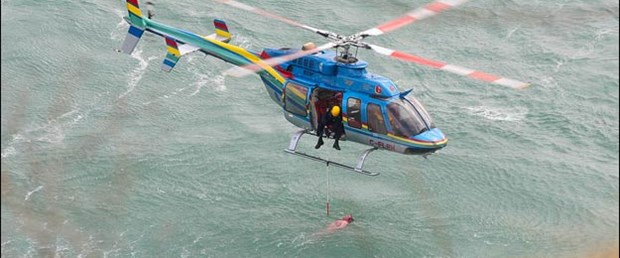 Niagara'dan atlamasına rağmen kurtuldu