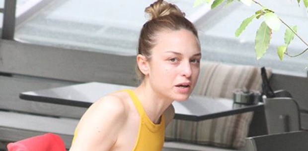 Nilperi Shahinka Started Without Make Up Unknown Without