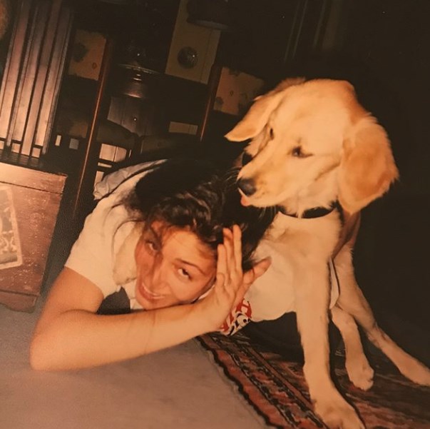 Özge Borak köpeğini kaybedince hıçkıra hıçkıra ağladı