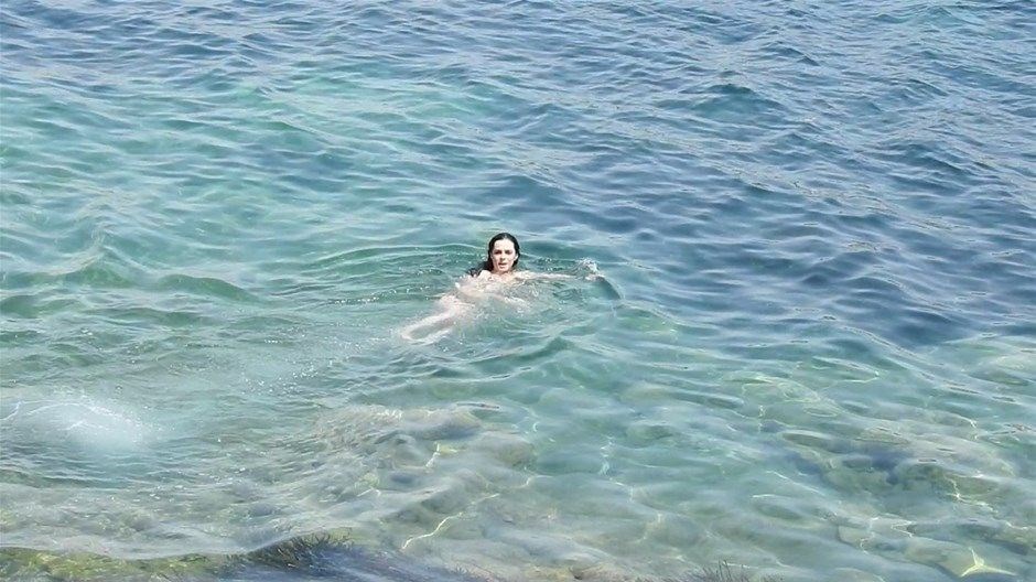 Özge Özpirinçci, tatil