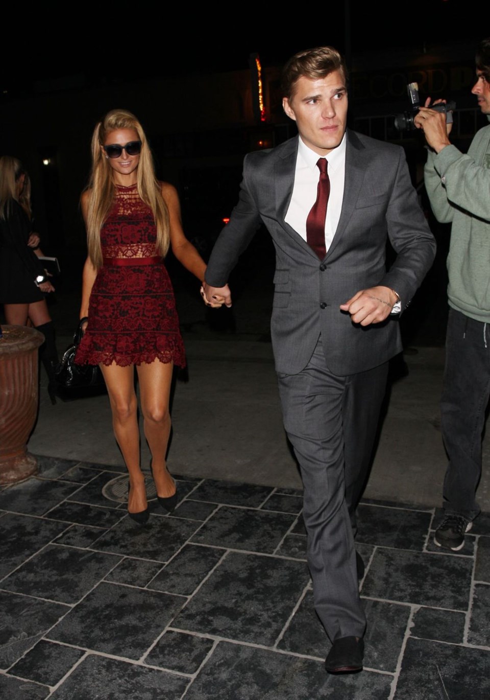 Paris Hilton, Chris Zylka, kimdir, paris hilton sevgilisi, paris hilton yuzuk