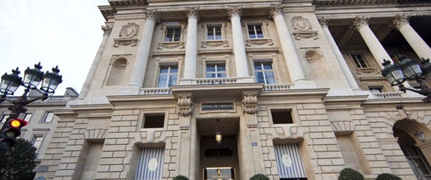 Paris'in 'lüksü' açık artırmada
