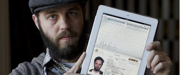 'Pasaportum yok, iPad'imi göstereyim'