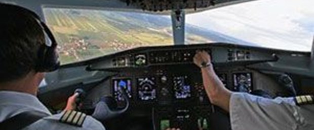 Pilot havada uykuya daldı