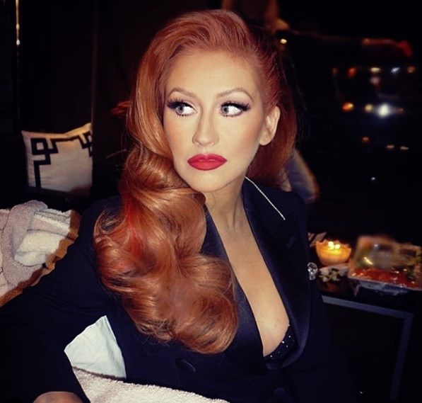 JESSICA RABBIT'E BENZETTİLER