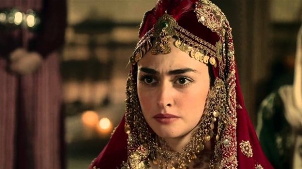 Esra Bilgiç