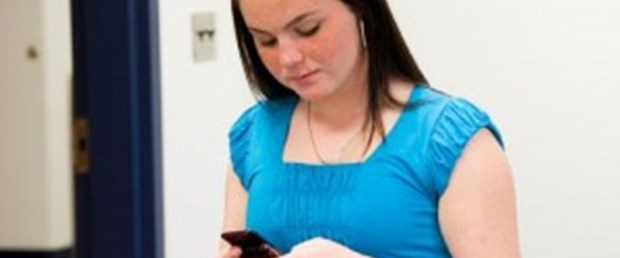‘Sexting’ okuldan attıracak
