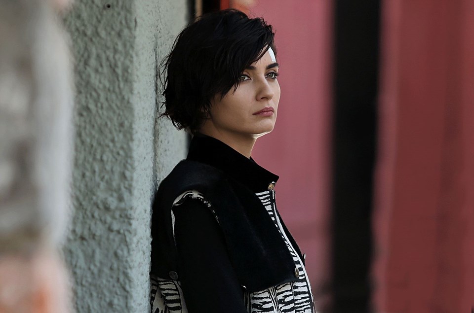TUBA BÜYÜKÜSTÜN