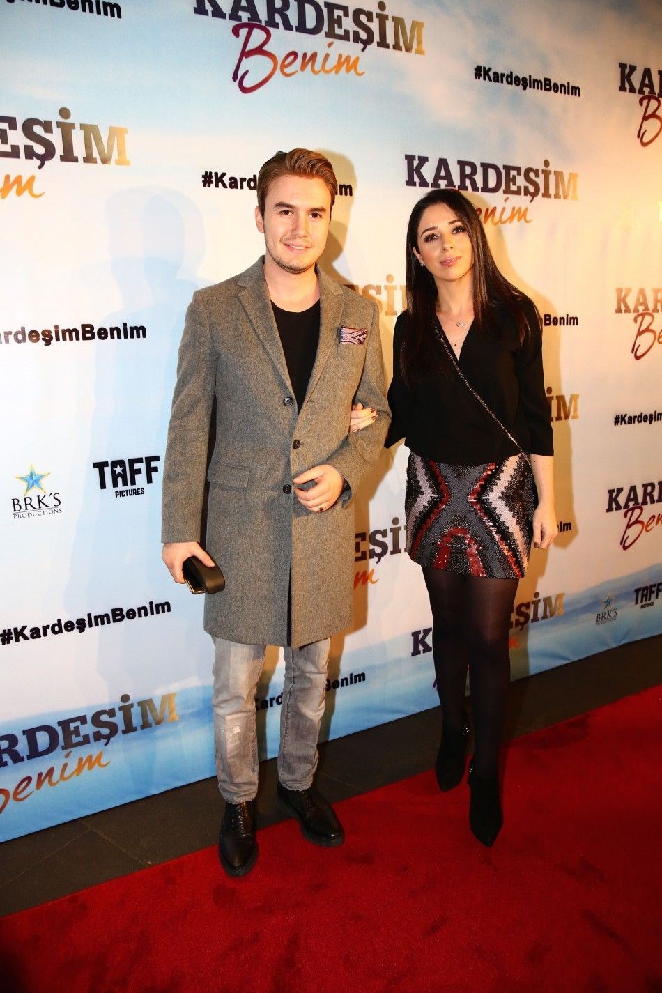 sinem gedik ve intizar iliski yasiyor