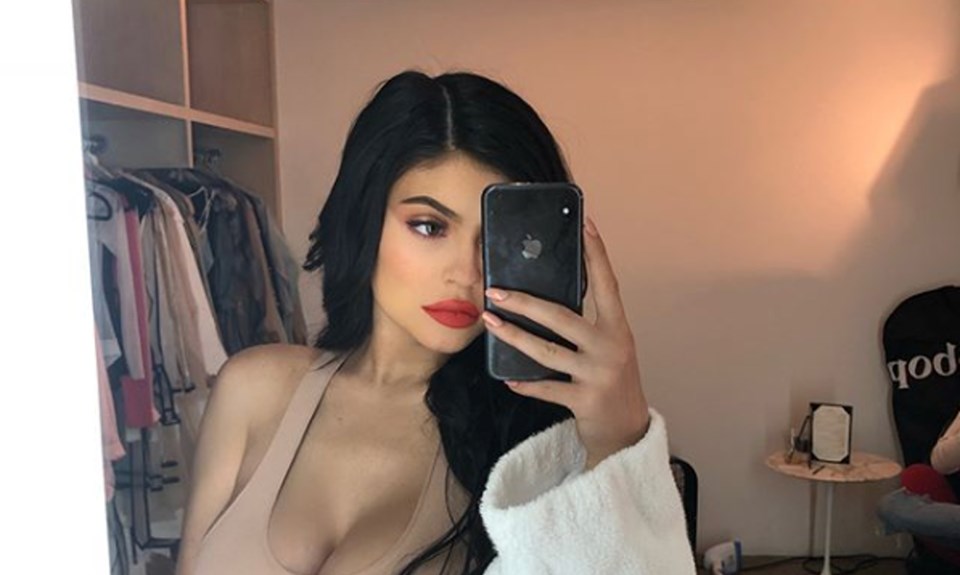 Kylie Jenner, Para, Sosyal Medya, Stormi, Dolar