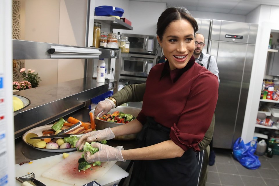 Sussex Duşesi Meghan Markle, Meghan Markle mutfakta, Meghan Markle yemek pişirdi