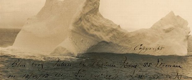 Titanic'i batıran buz dağının fotoğrafı satışta