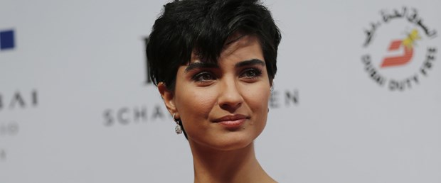 TUBA BUYUKUSTUN.jpg