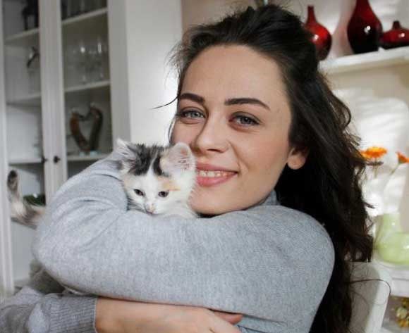 DEMET EVGAR